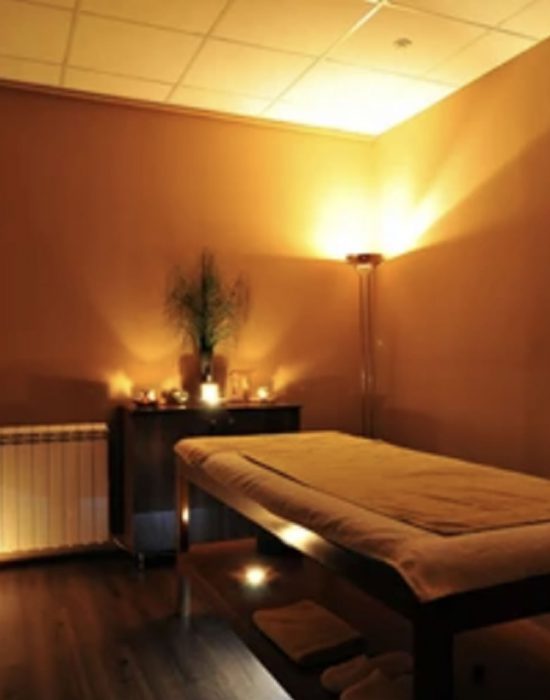 massage-Reading-treatment-room