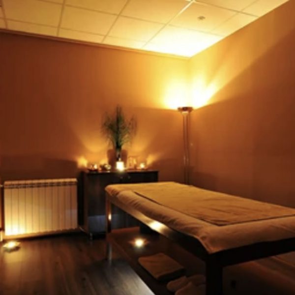 massage-Reading-treatment-room